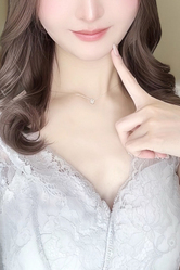 姫川 莉音(22)