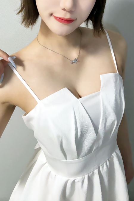 由比原ななせ(22)